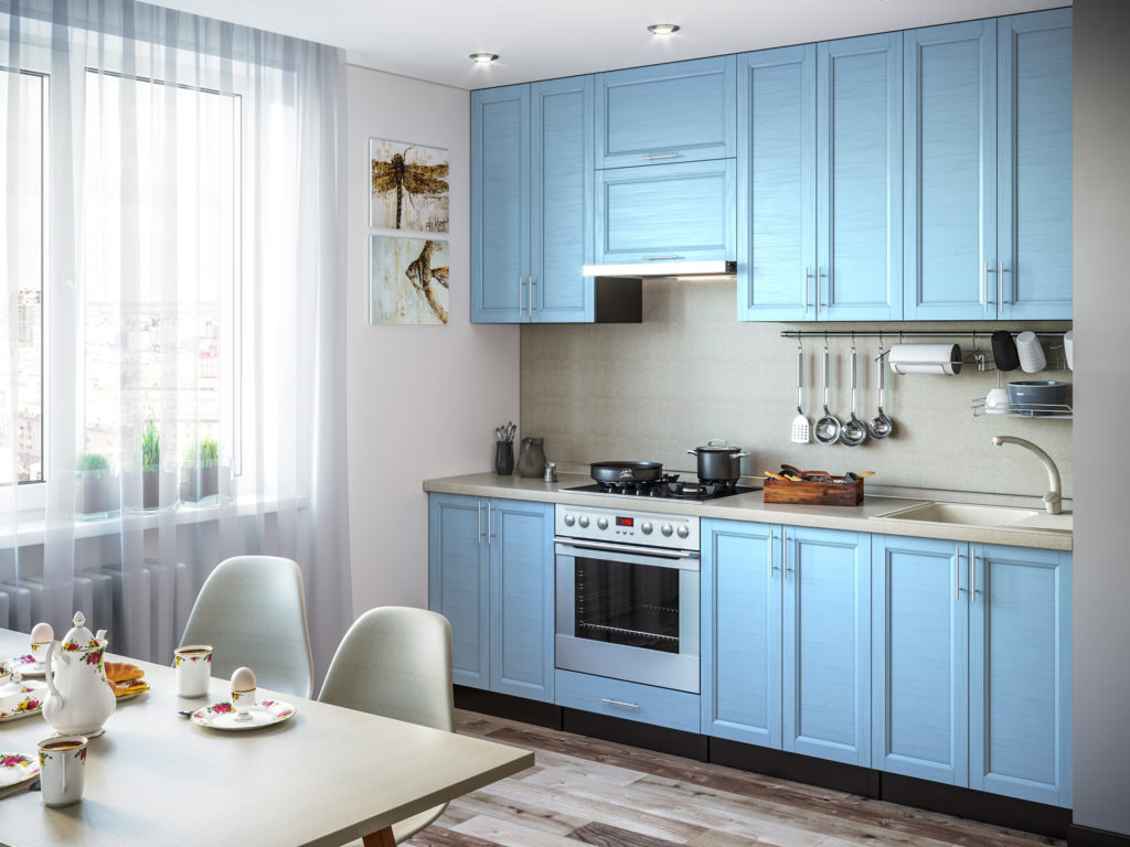 Кухня в голубом цвете прекрасно сочетается с базовыми оттенками