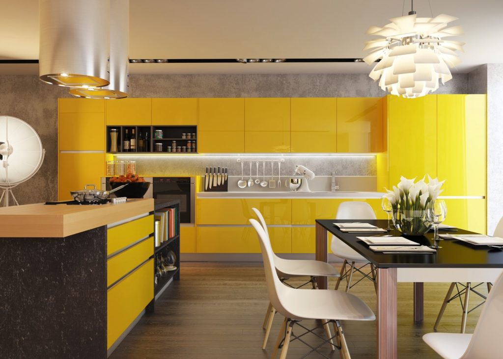 Желтые кухни могут смотреться очень стильно и роскошно