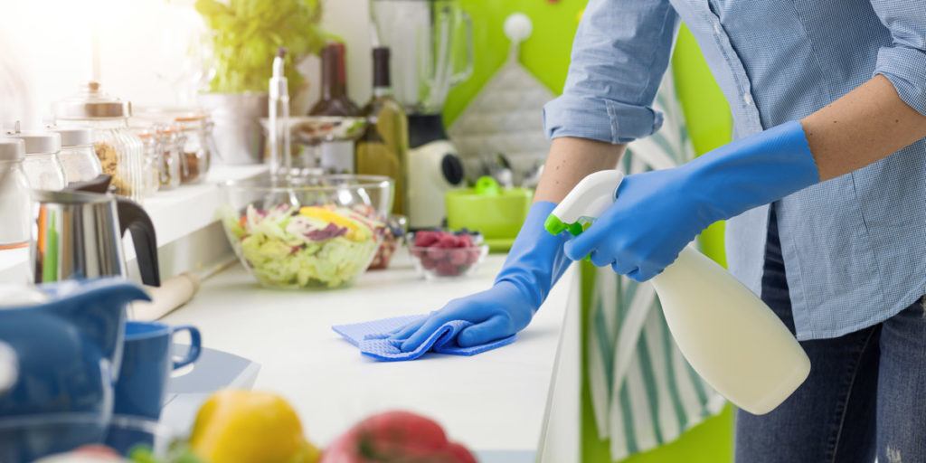 Уход за кухней чистящими средствами - самое эффективное решение