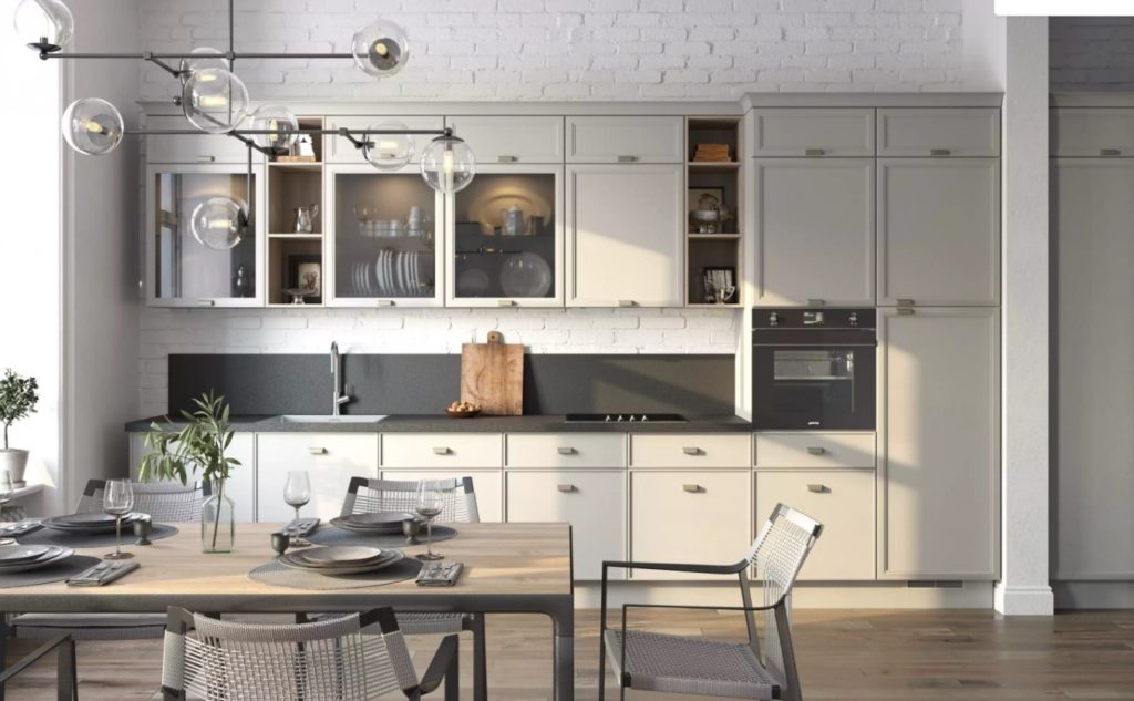 Белая кухня с серой столешницей может быть выполнена в любом стиле